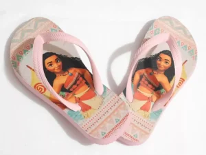 Chinelo Moana